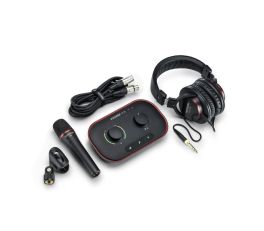 Focusrite Vocaster One Studio Bundle